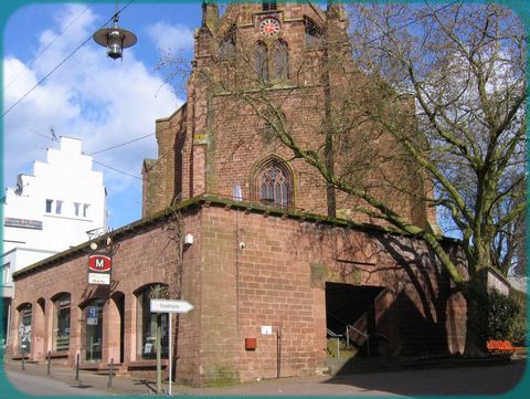 Aufgang zur Pfarrkirche