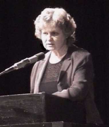 Frau Hildegard Bayer