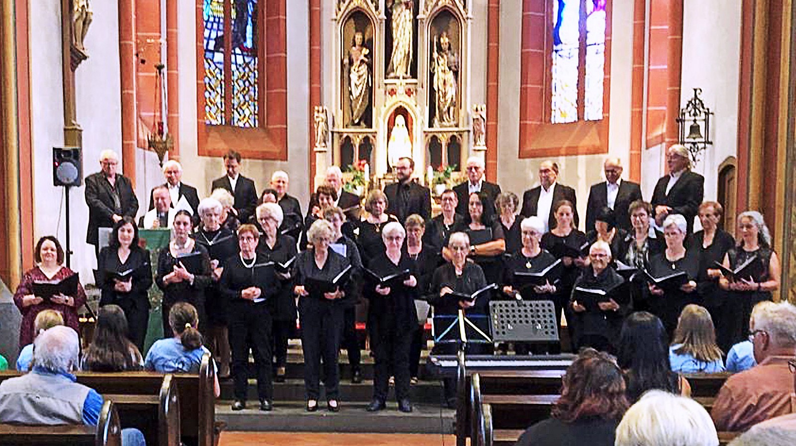 Kirchenchor Lebach beim Abendlob im September 2025